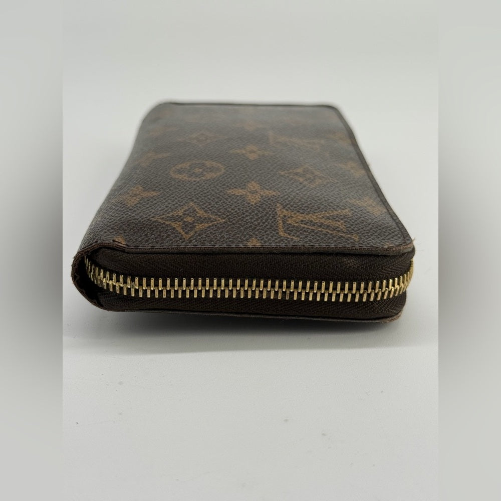 Louis Vuitton Zippy Monogram Brown Canvas Wallet