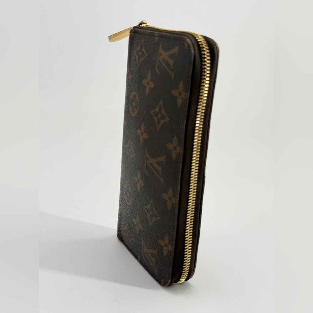 Louis Vuitton Zippy Monogram Brown Canvas Wallet