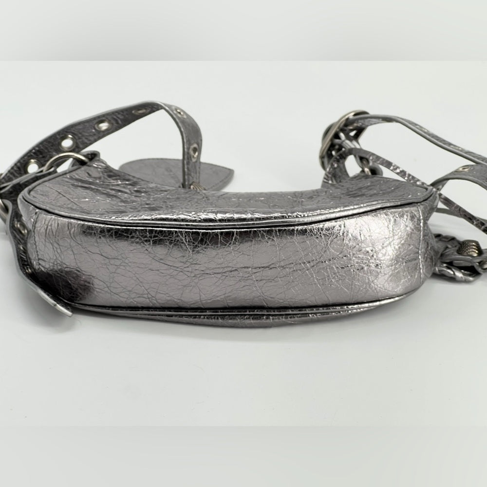 Balenciaga Metallic Agneau Arena Le Cagole In Silver Shoulder Bag