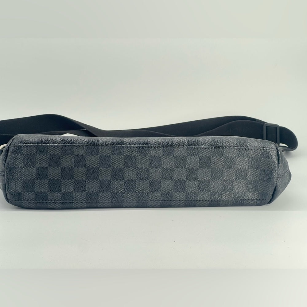 Louis Vuitton Damier Graphite Mick MM Shoulder Bag