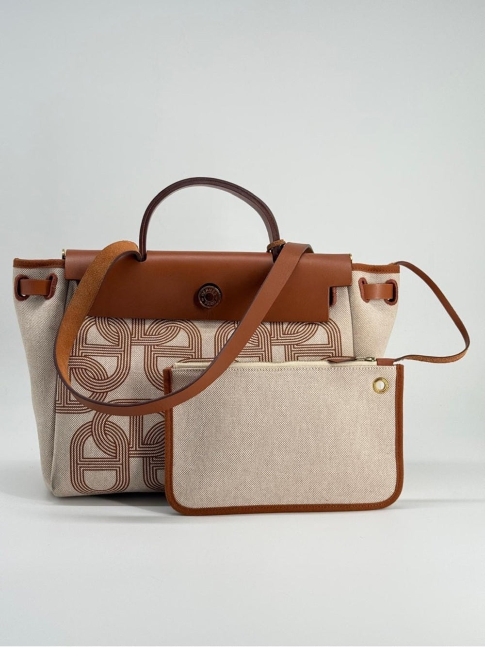 Hermes Herbag H Plume Circuit 24 Zip 31 Shoulder Bag