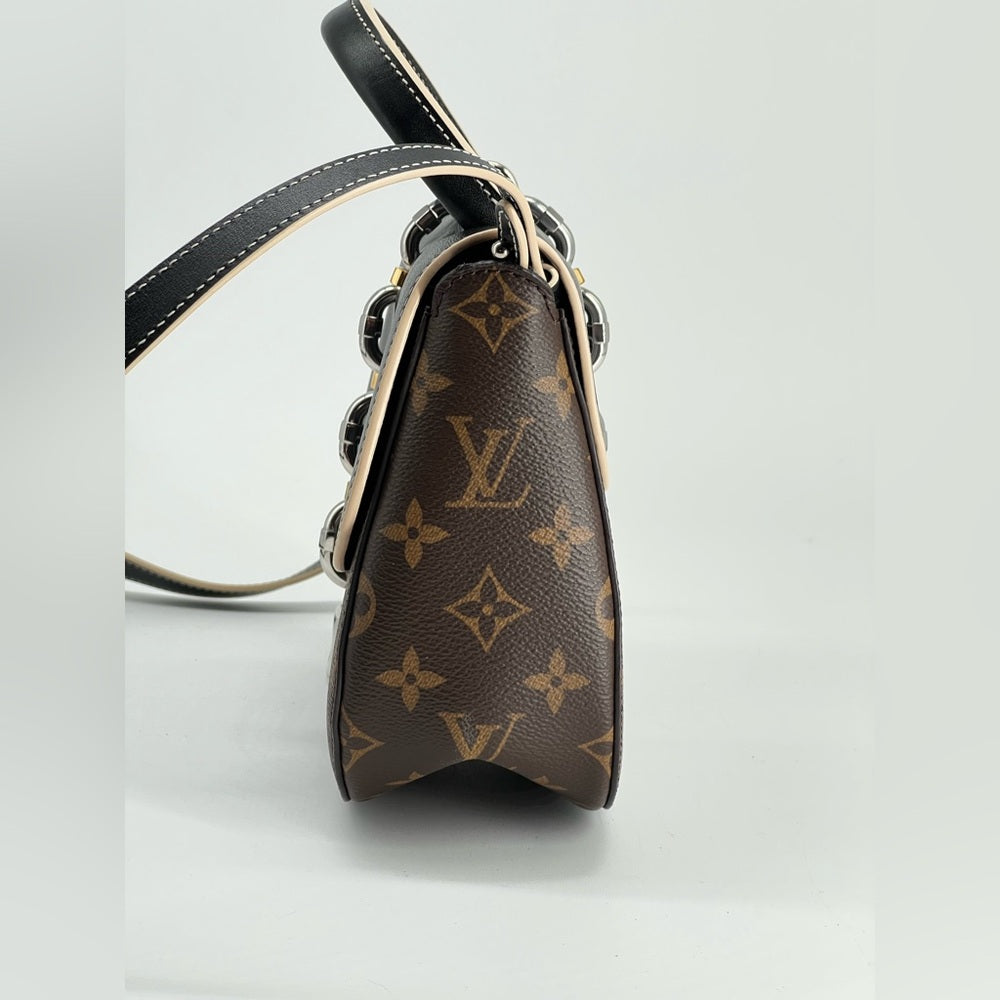 Louis Vuitton Chain PM in Noir Black Monogram Canvas Shoulder Bag