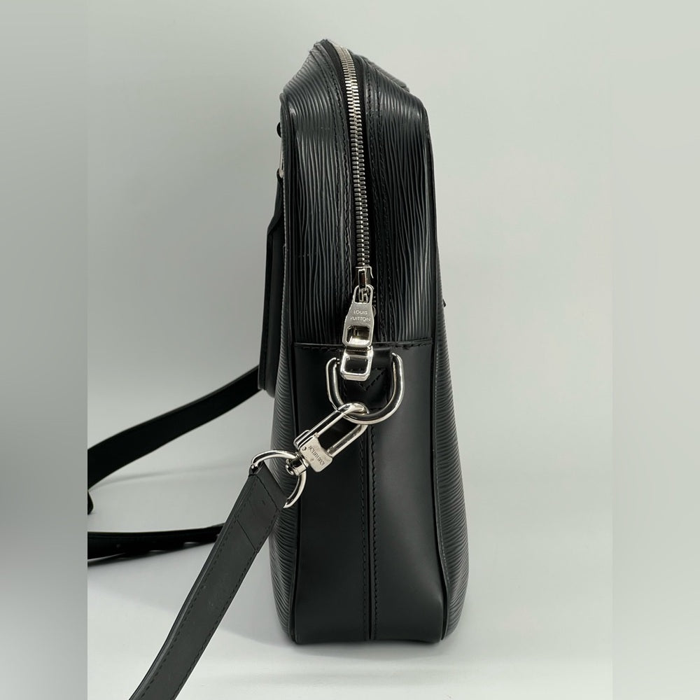 LOUIS VUITTON Porte-Documents Black Epi Leather Bag