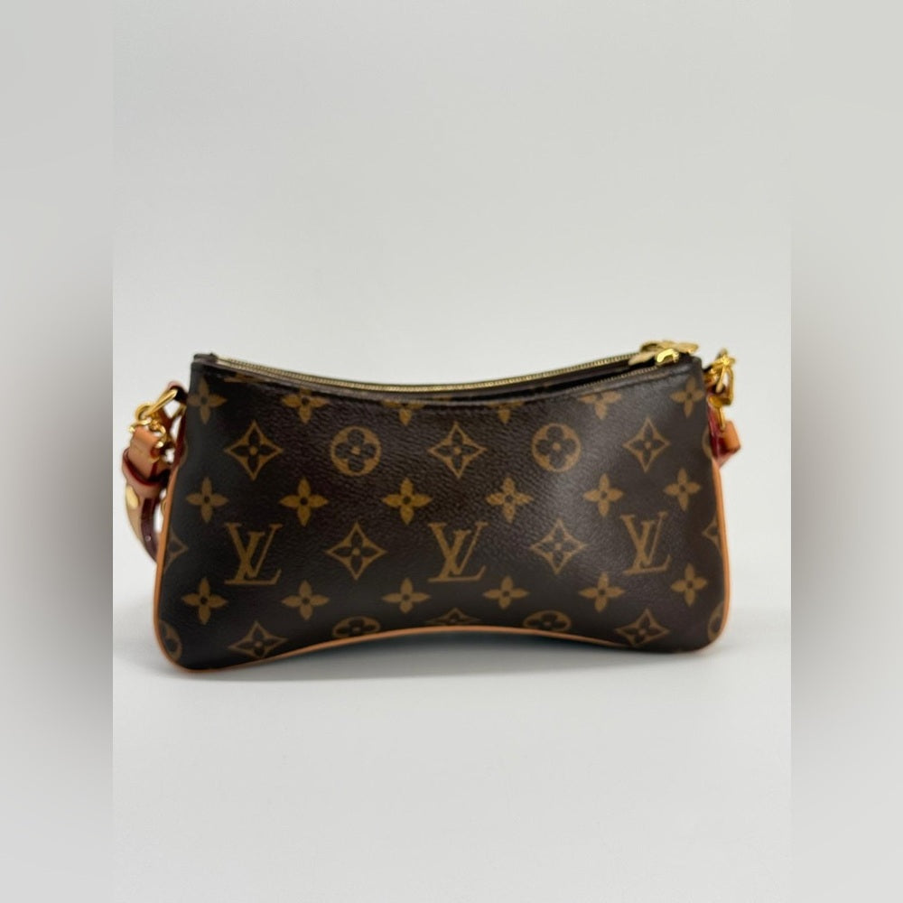 LOUIS VUITTON Liv Monogram Pochette Shoulder bag
