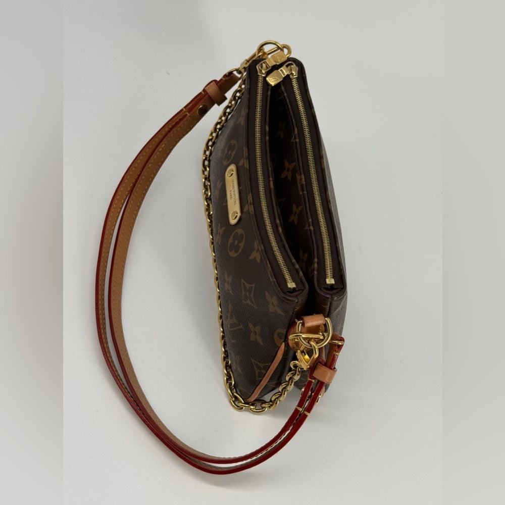 LOUIS VUITTON Liv Monogram Pochette Shoulder bag