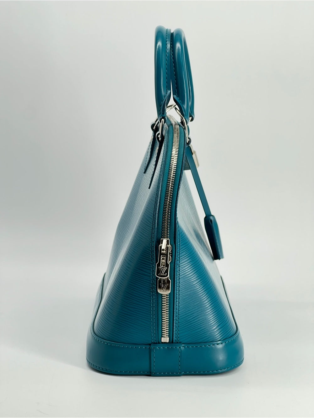 Louis Vuitton Epi Alma PM Hand Bag Blue