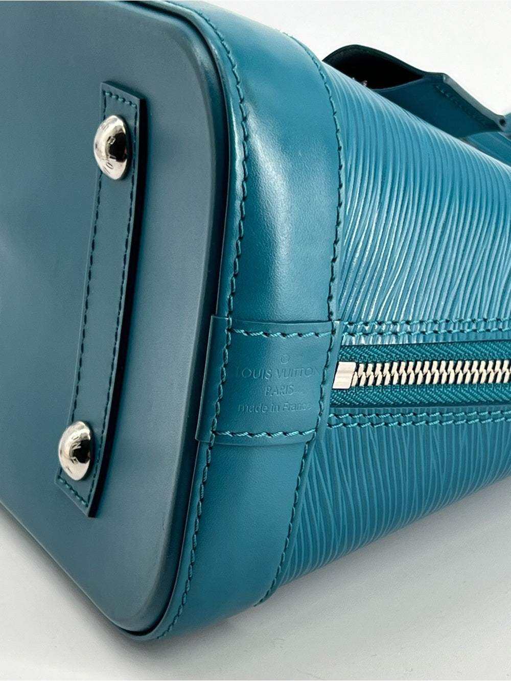 Louis Vuitton Epi Alma PM Hand Bag Blue