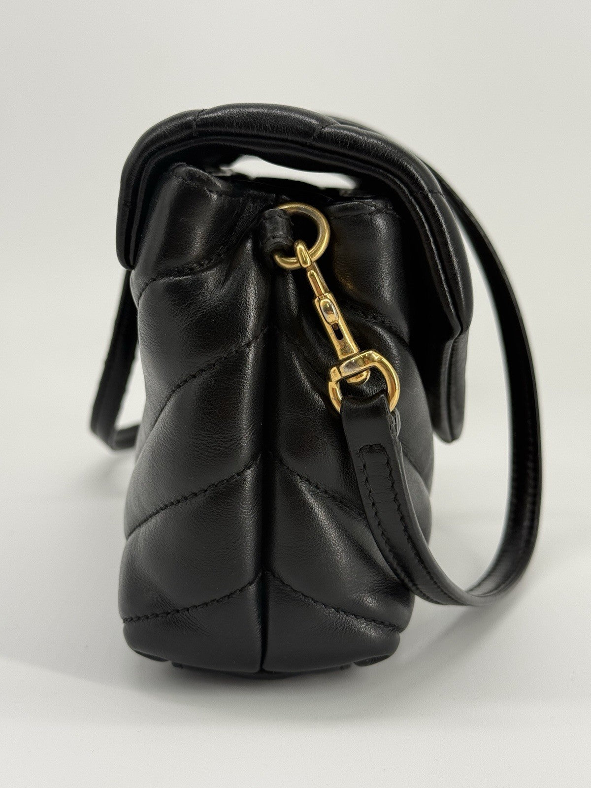 Saint Laurent Toy Loulou Black Leather Shoulder Bag — view 5
