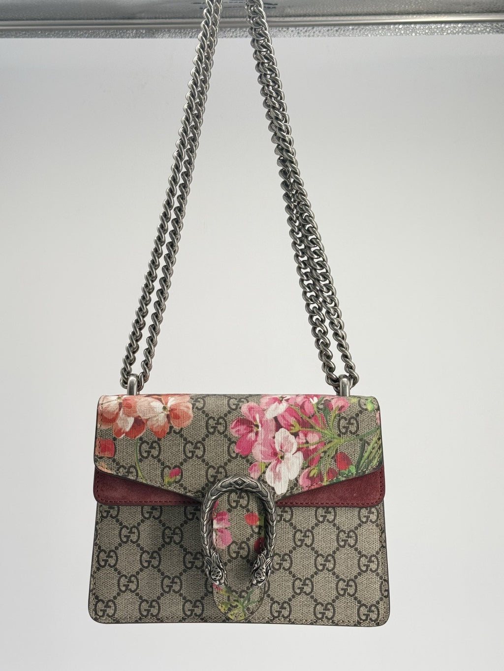 Gucci Blooms Mini Dionysus Shoulder Bag in Beige Canvas — view 2