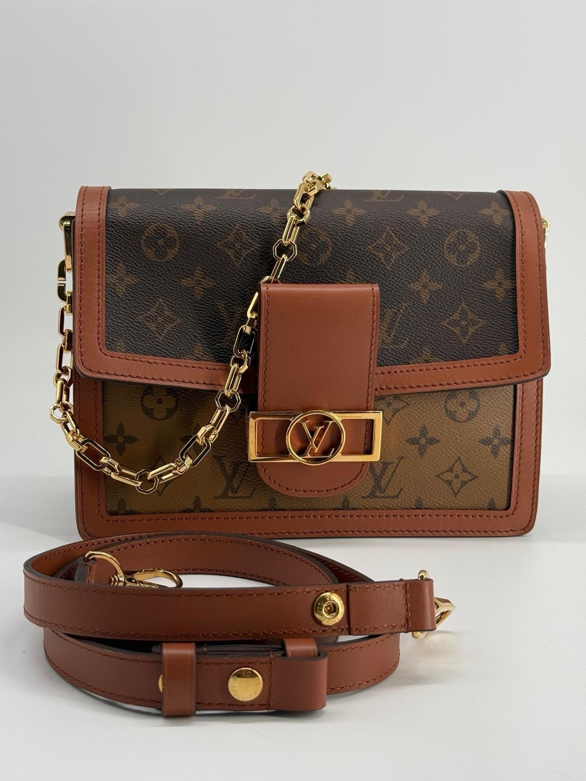 Louis Vuitton Dauphine Shoulder Bag Reverse Monogram Canvas MM — view 1