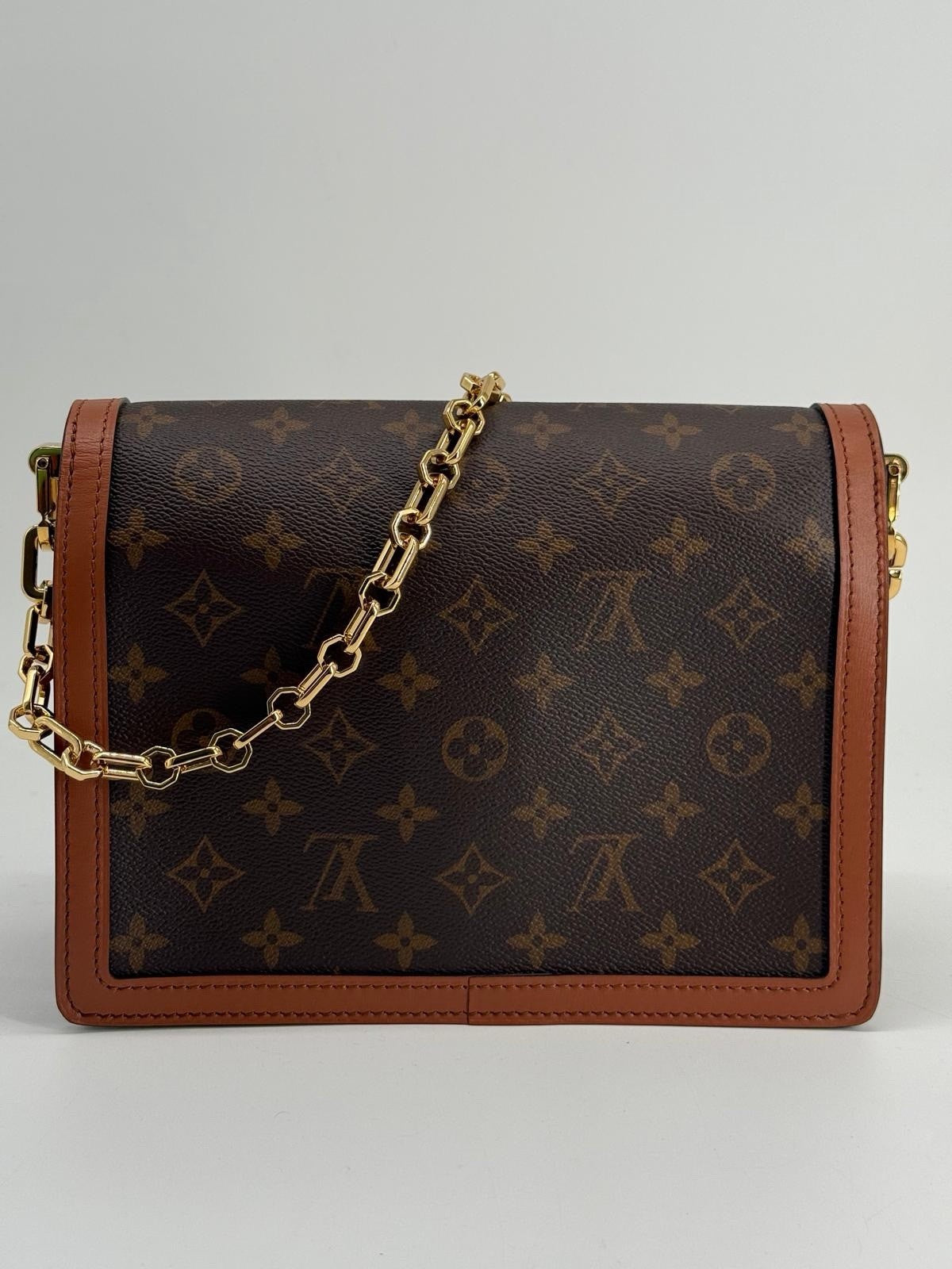 Louis Vuitton Dauphine Shoulder Bag Reverse Monogram Canvas MM — view 5