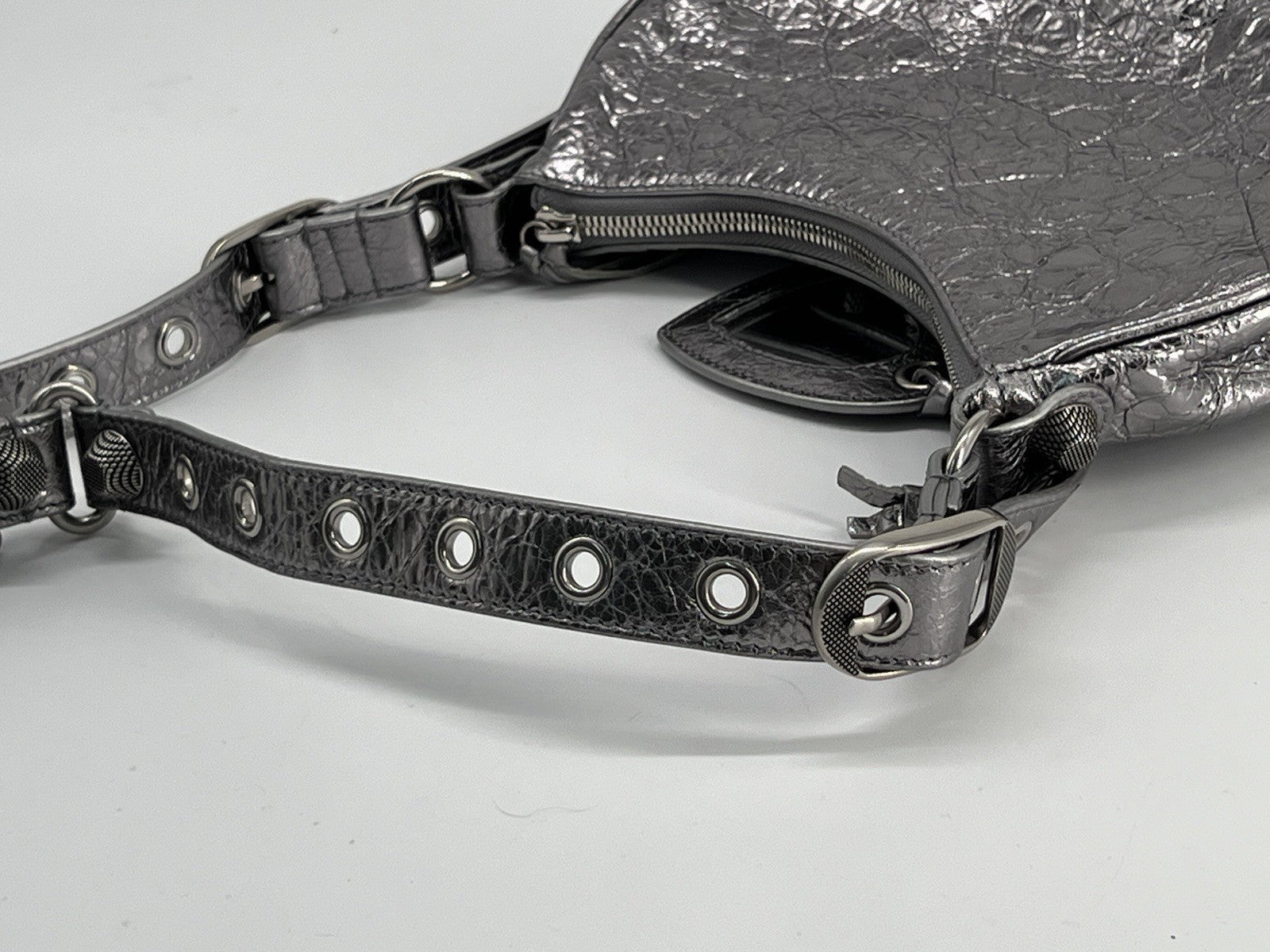 Balenciaga Le Cagole  Silver Leather Shoulder bag P235399670 — view 7