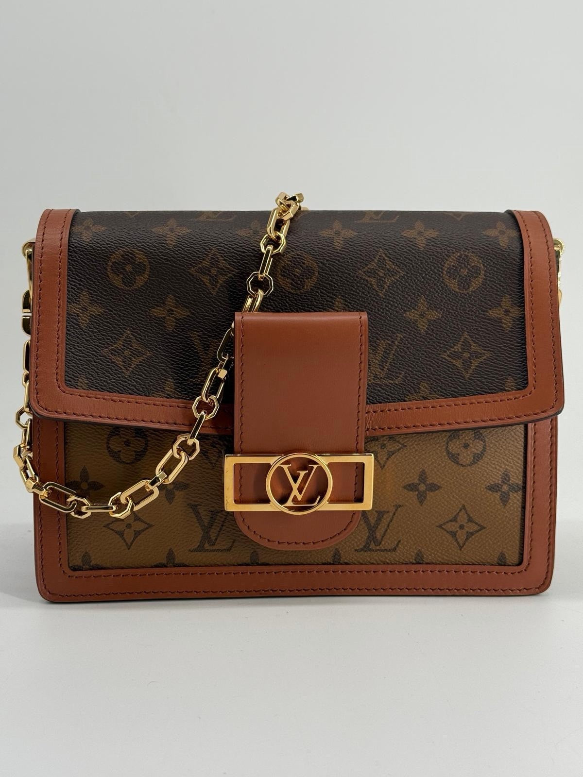 Louis Vuitton Dauphine Shoulder Bag Reverse Monogram Canvas MM — view 2