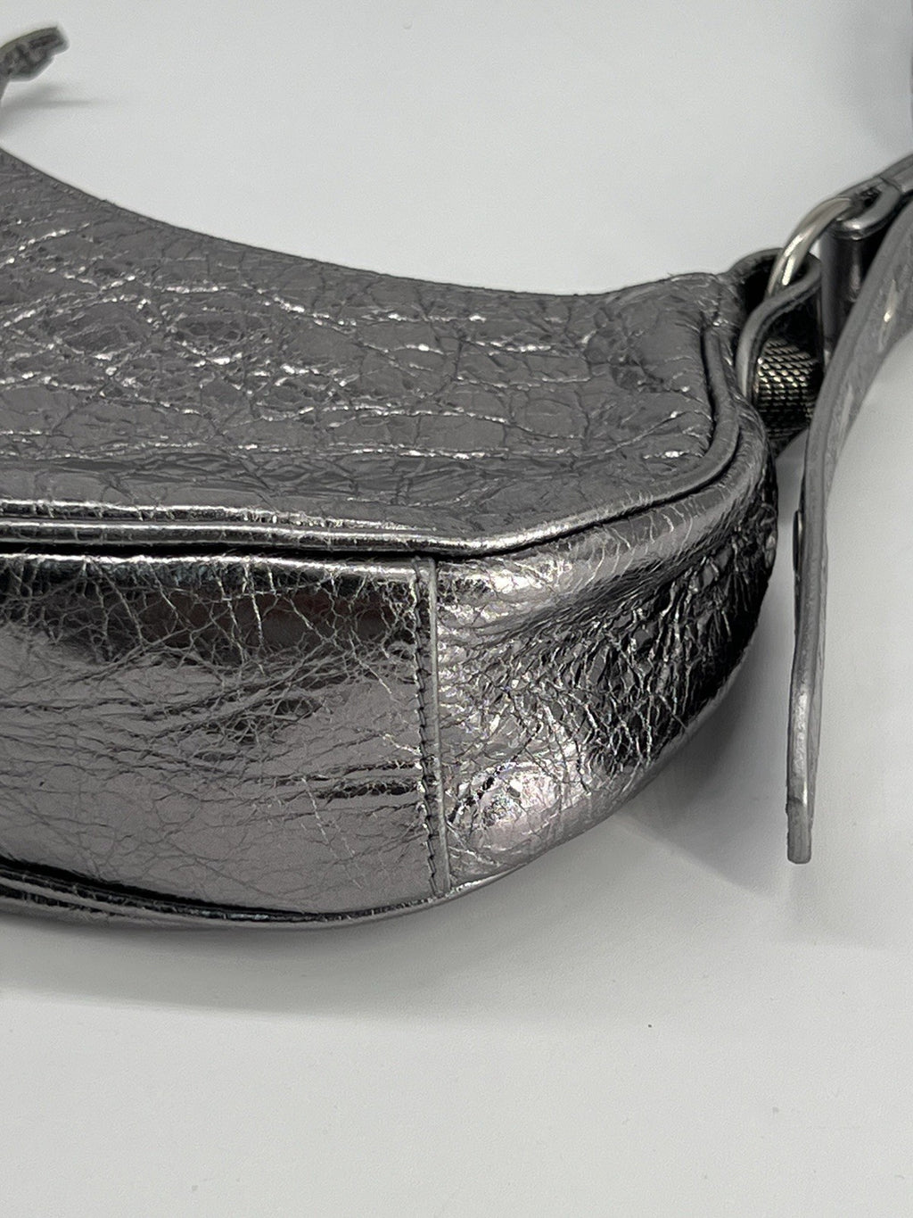 Balenciaga Le Cagole  Silver Leather Shoulder bag P235399670 — view 5