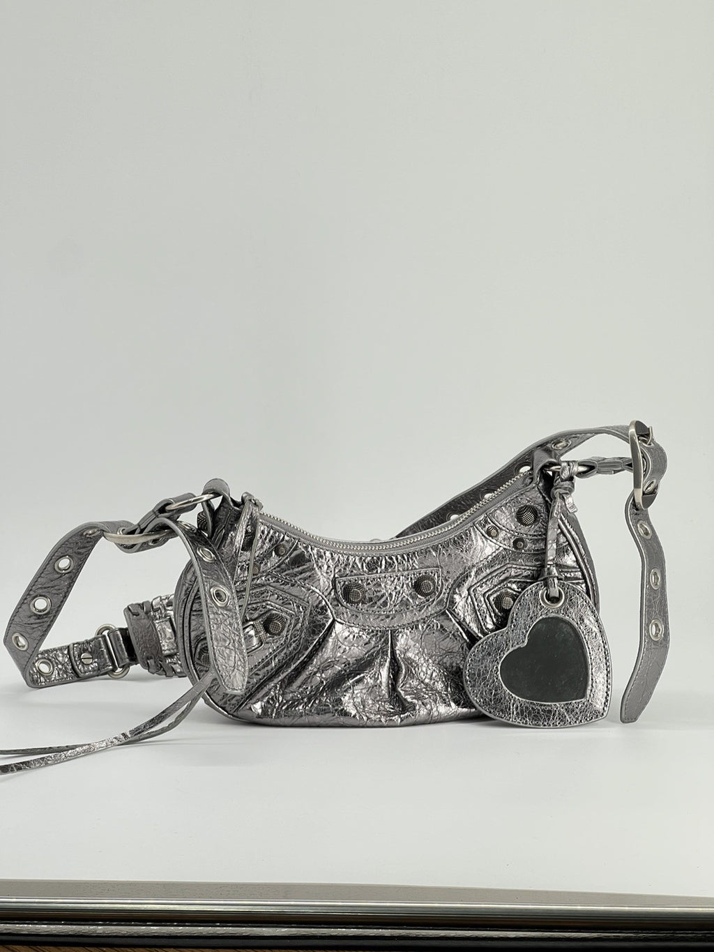 Balenciaga Le Cagole  Silver Leather Shoulder bag P235399670 — view 1