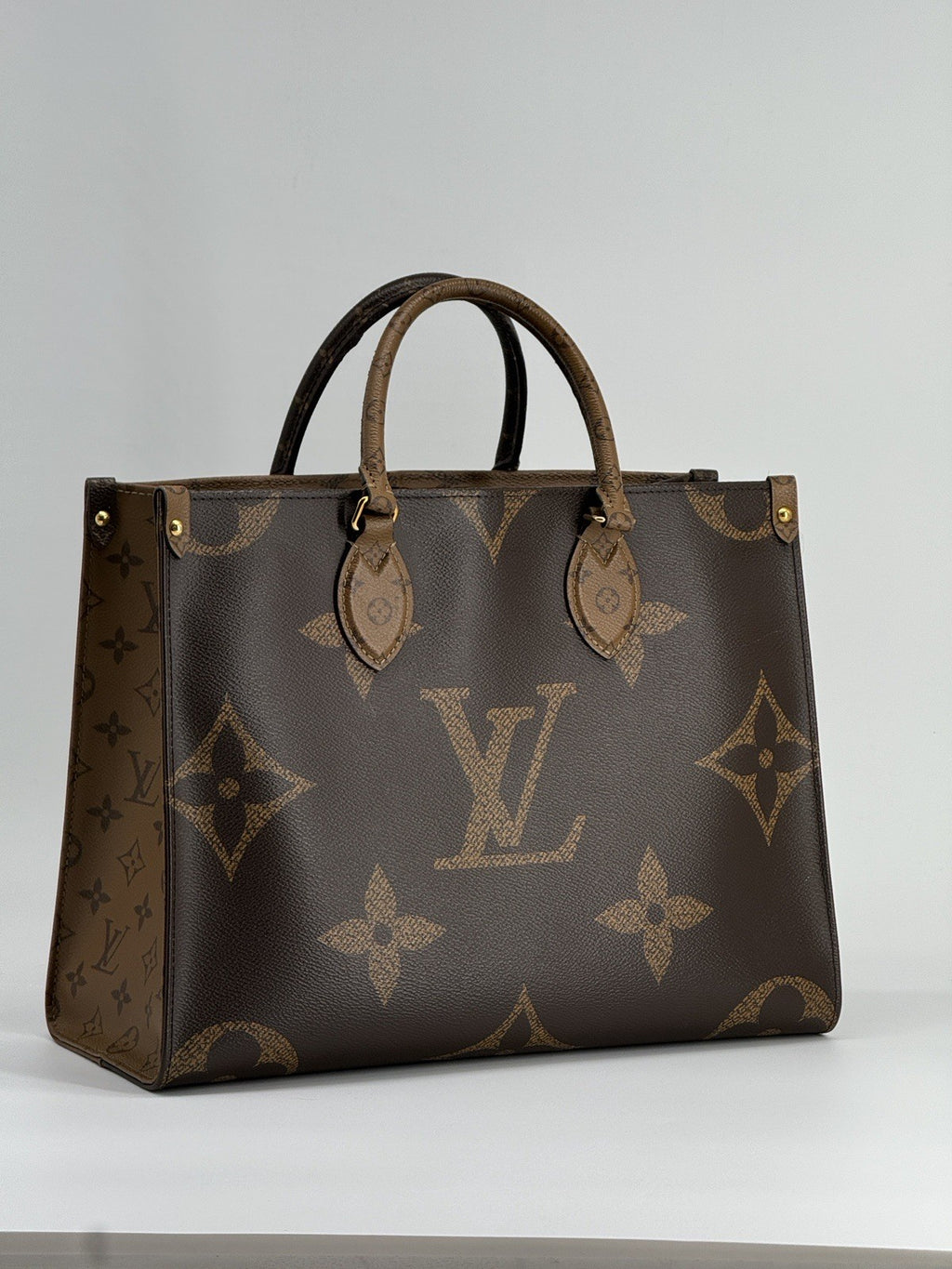 Louis Vuitton On The Go Tote MM Brown Monogram Reverse Leather Shoulder Bag — view 2