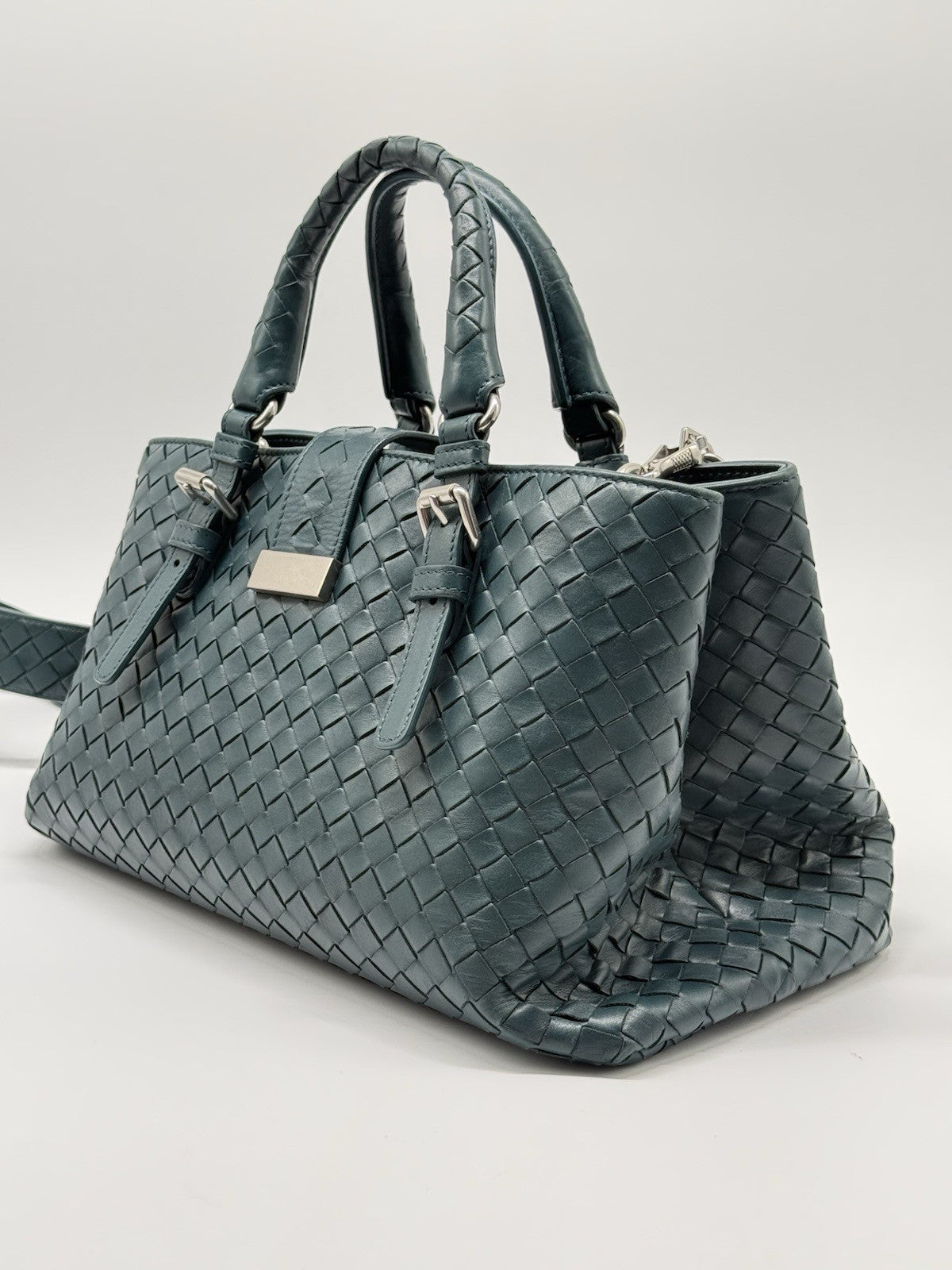 Bottega Veneta Roma Bag Intrecciato Nappa Small Shoulder Bag Green — view 5